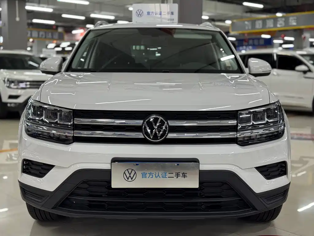Volkswagen Tharu — фото 2