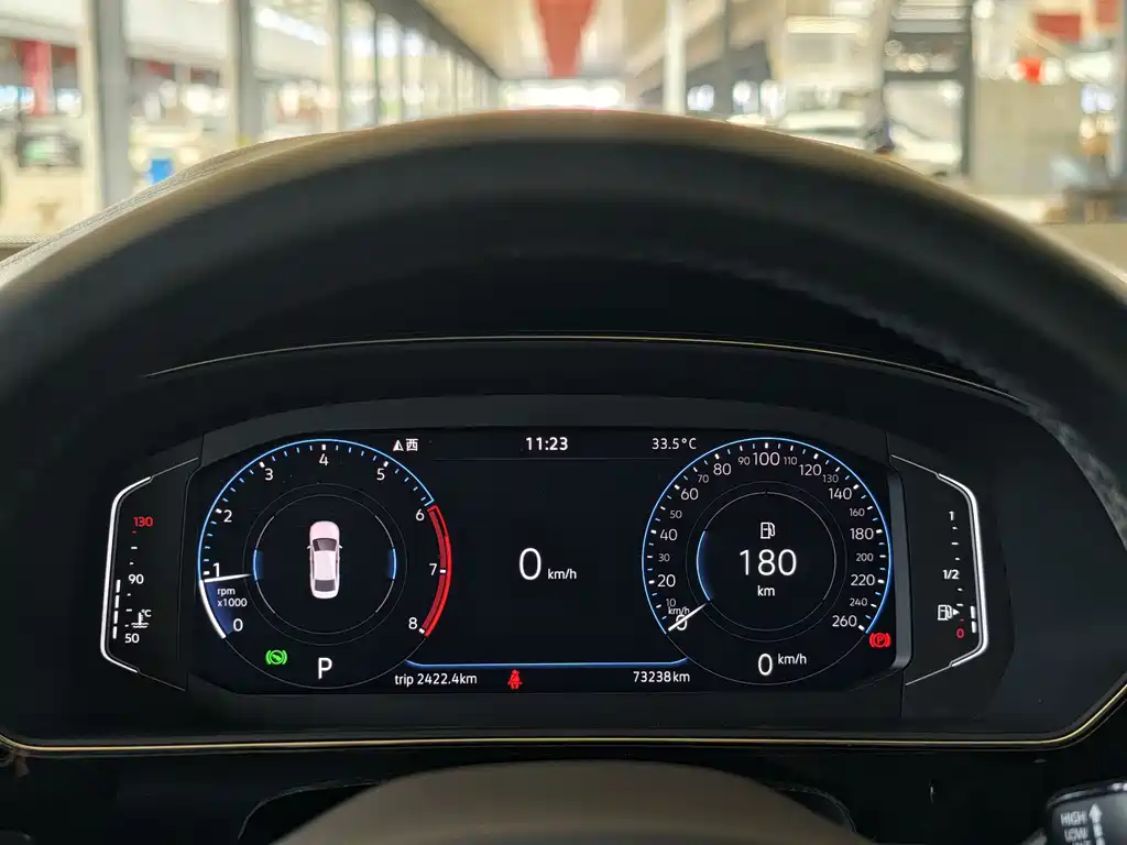 Volkswagen Passat — фото 8