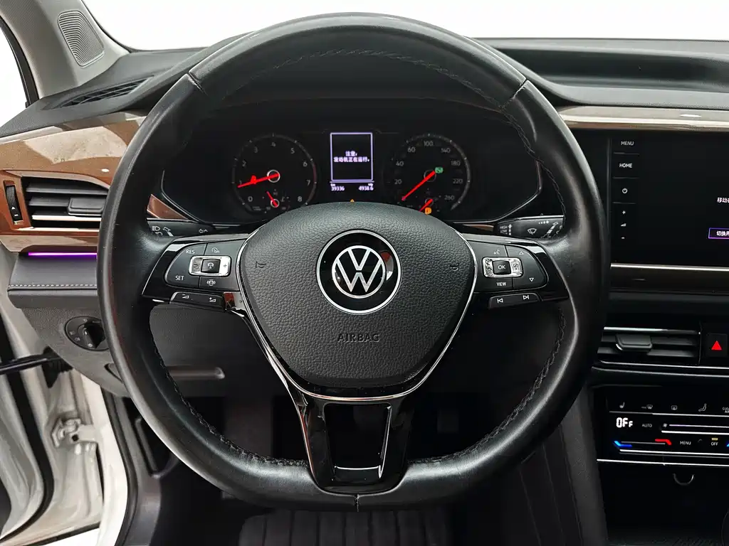 Volkswagen Tharu — фото 10