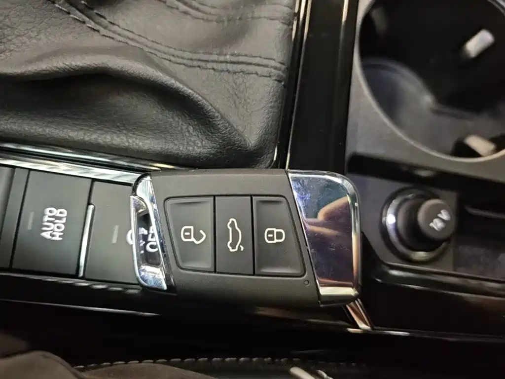 Volkswagen Passat — фото 9