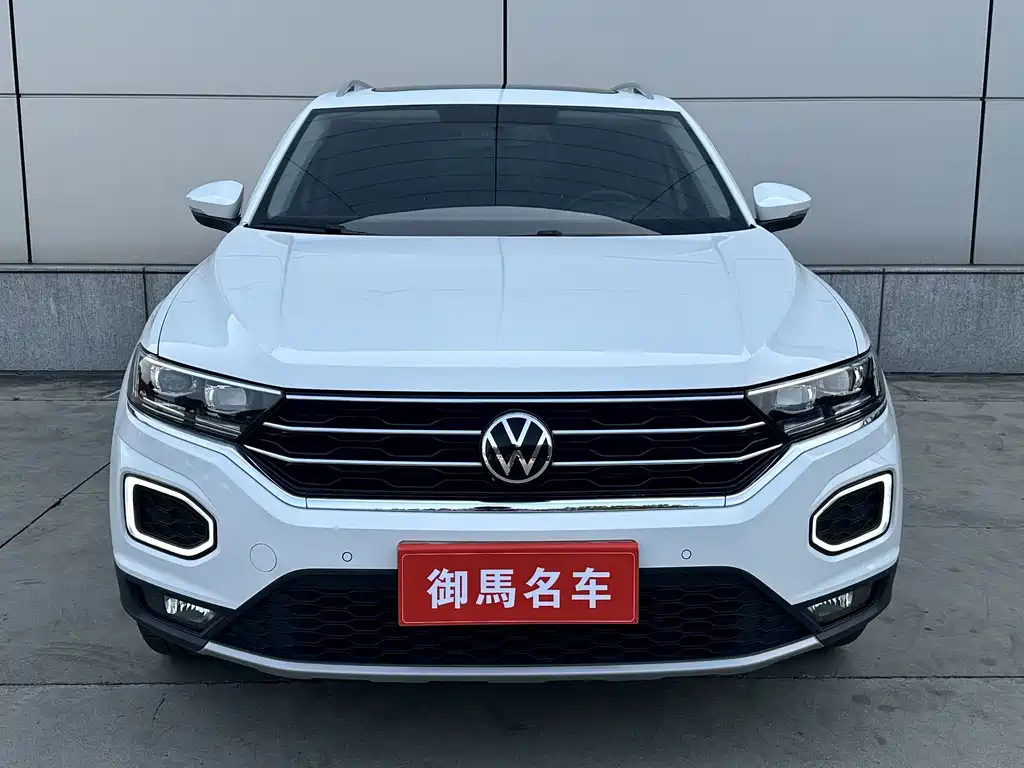 Volkswagen T-Roc — фото 4