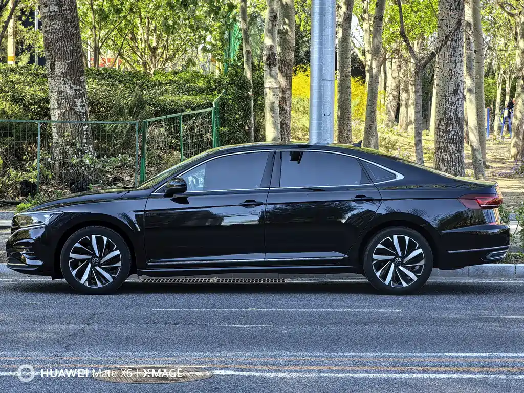 Volkswagen Passat — фото 3
