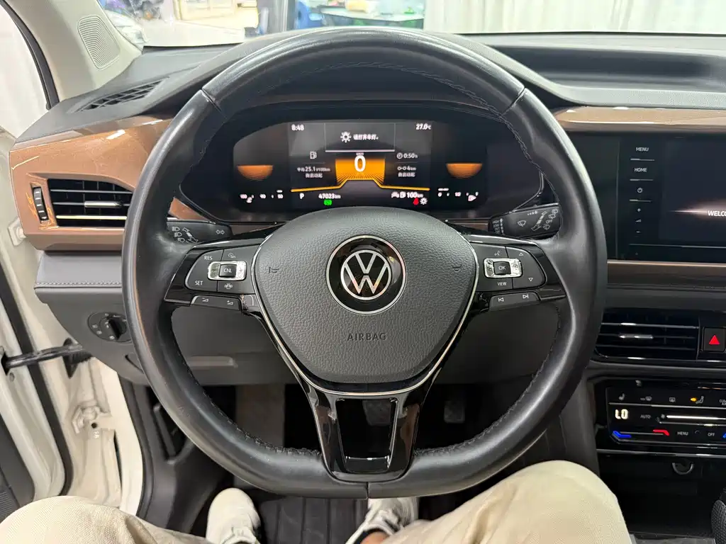 Volkswagen Tharu — фото 13