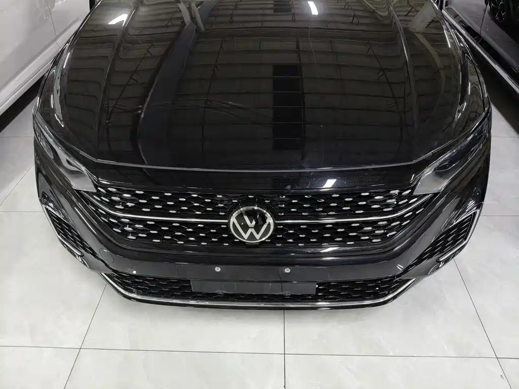 Volkswagen Passat — фото 10
