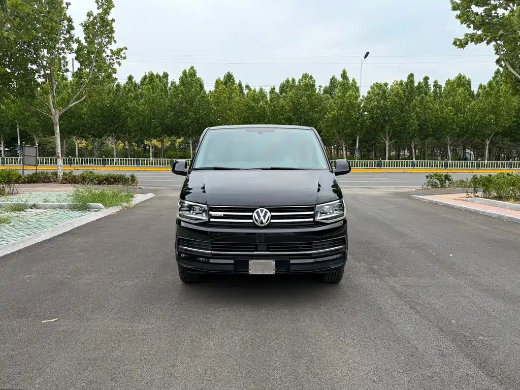 Volkswagen Caravelle — фото 2