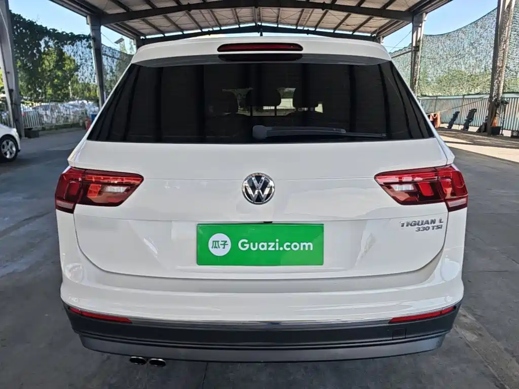 Volkswagen Tiguan L — фото 6