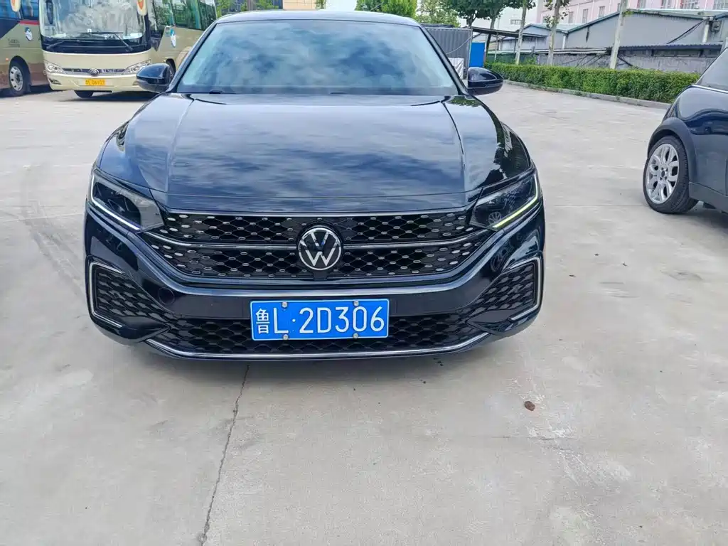 Volkswagen Passat — фото 2