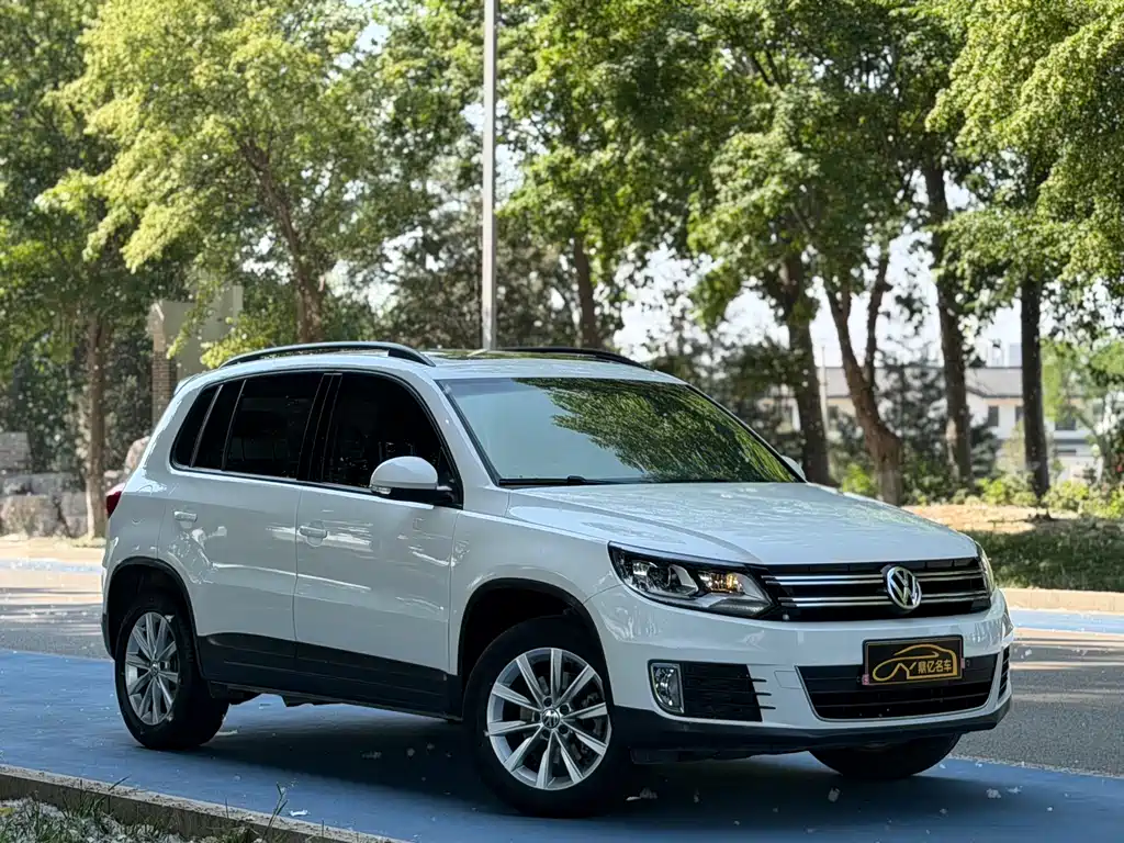 Volkswagen Tiguan — фото 5