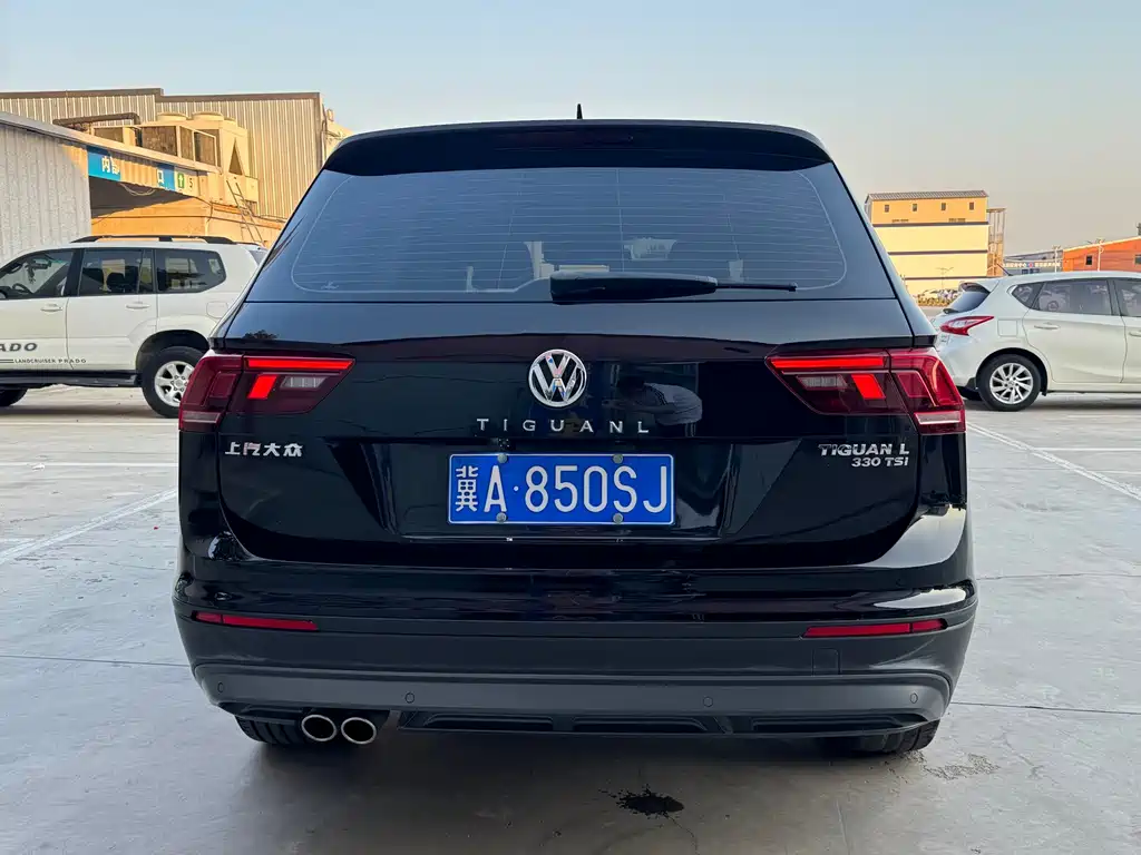 Volkswagen Tiguan L — фото 5