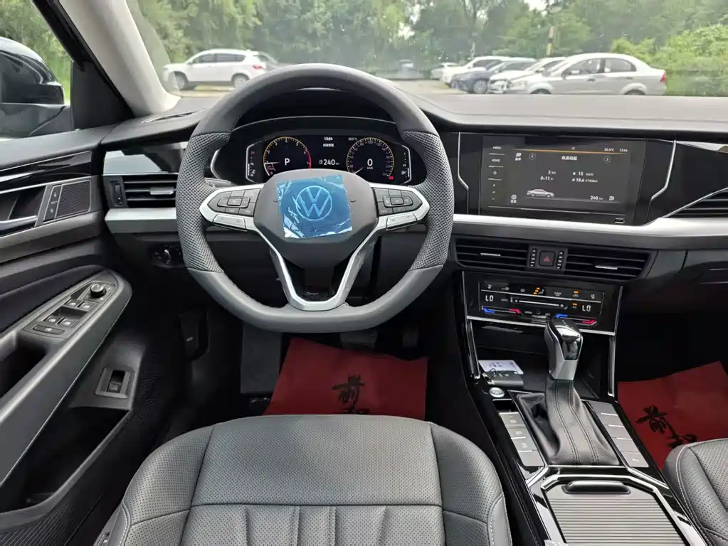 Volkswagen Passat — фото 10
