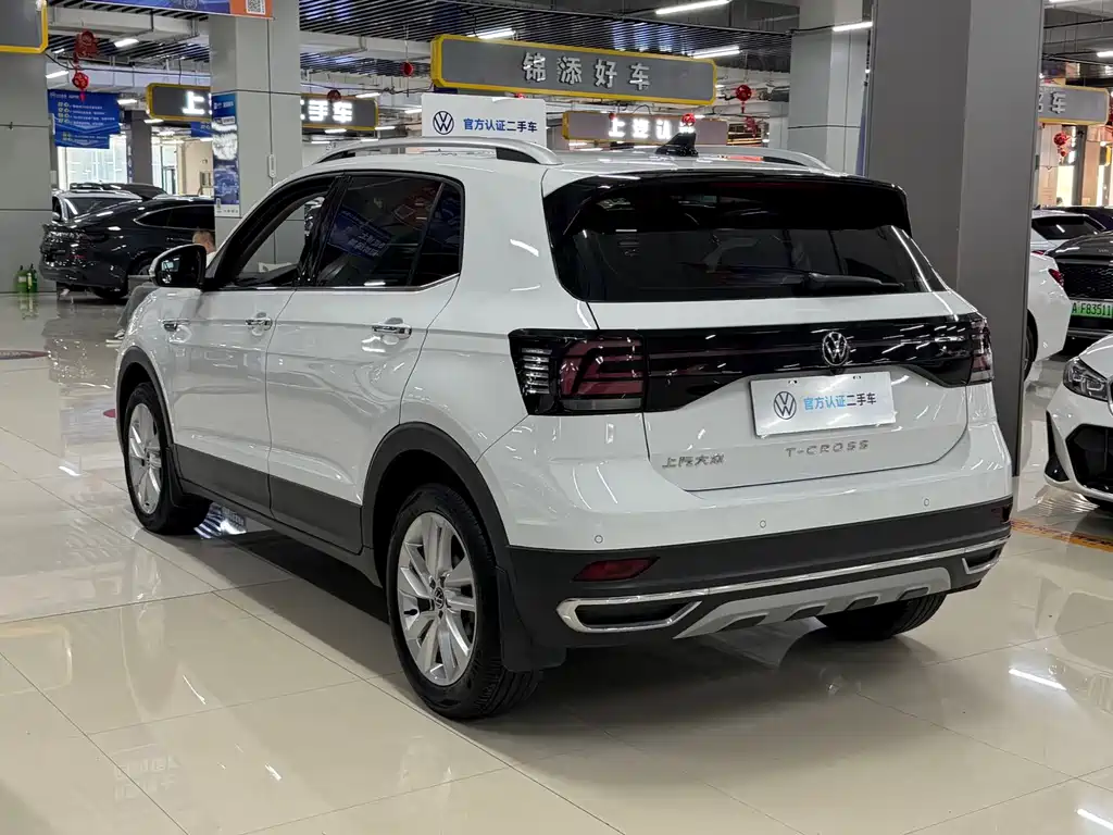 Volkswagen T-Cross — фото 6