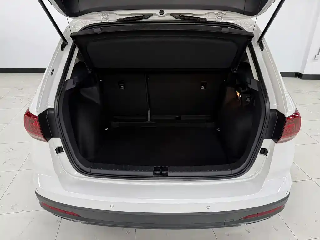 Volkswagen Tharu — фото 8