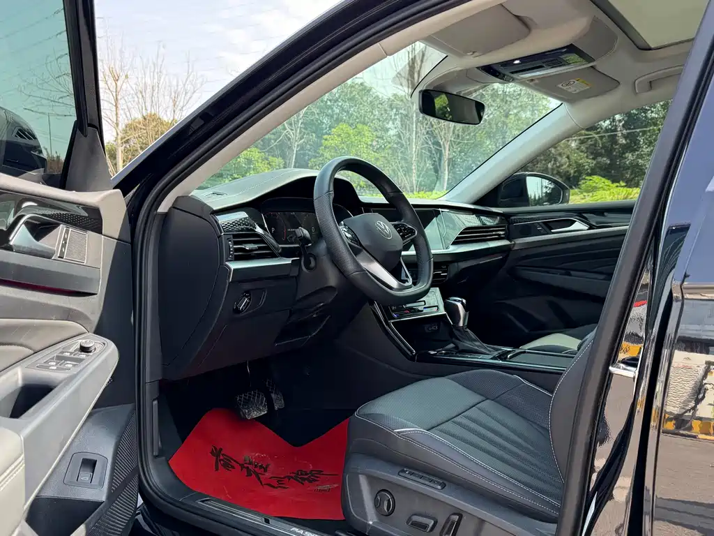 Volkswagen Passat — фото 8