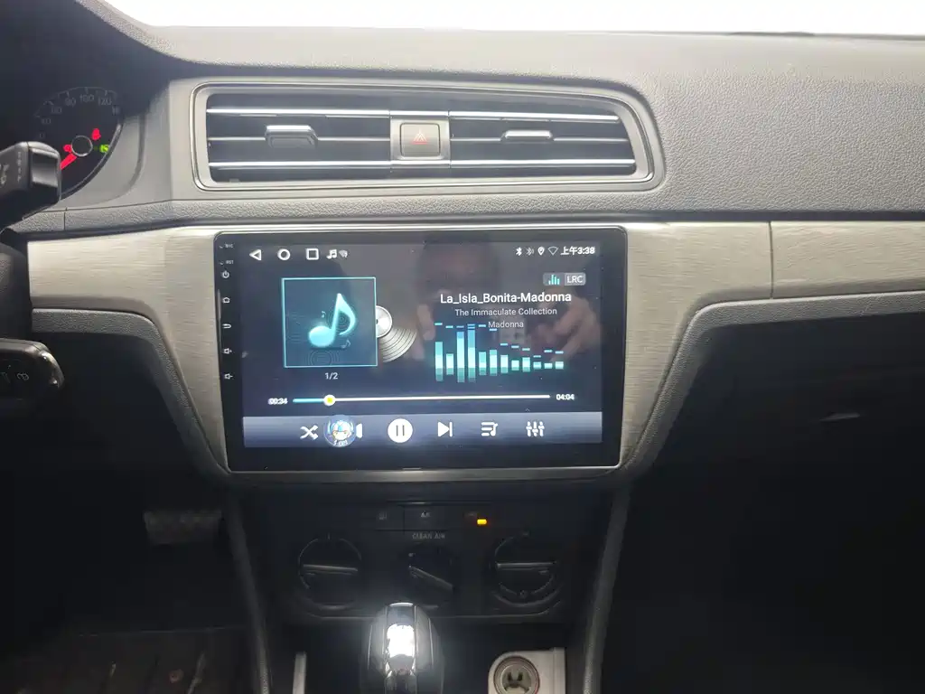 Volkswagen Lavida — фото 14