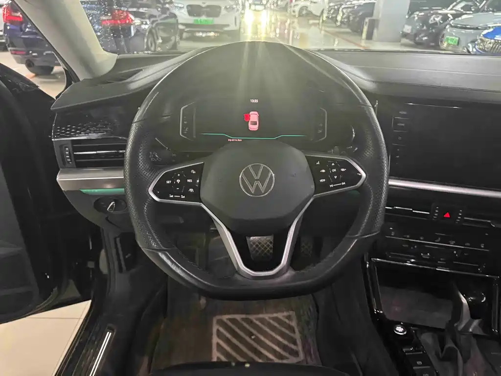 Volkswagen Passat — фото 6