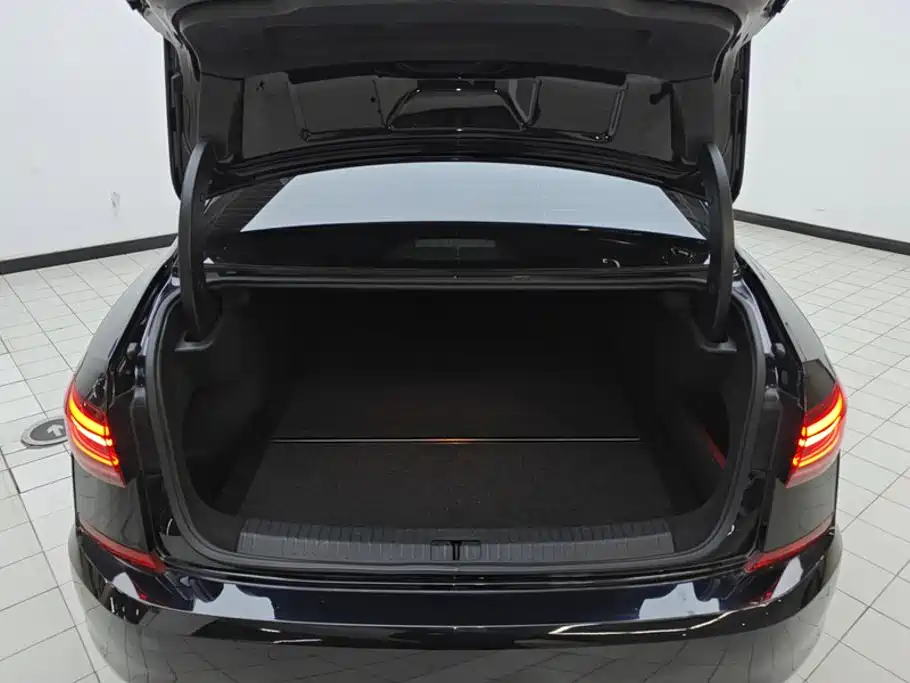 Volkswagen Passat — фото 4