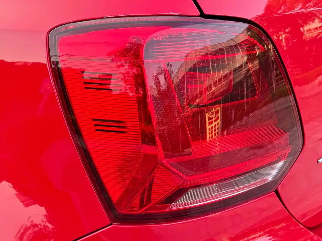 Volkswagen Polo — фото 18