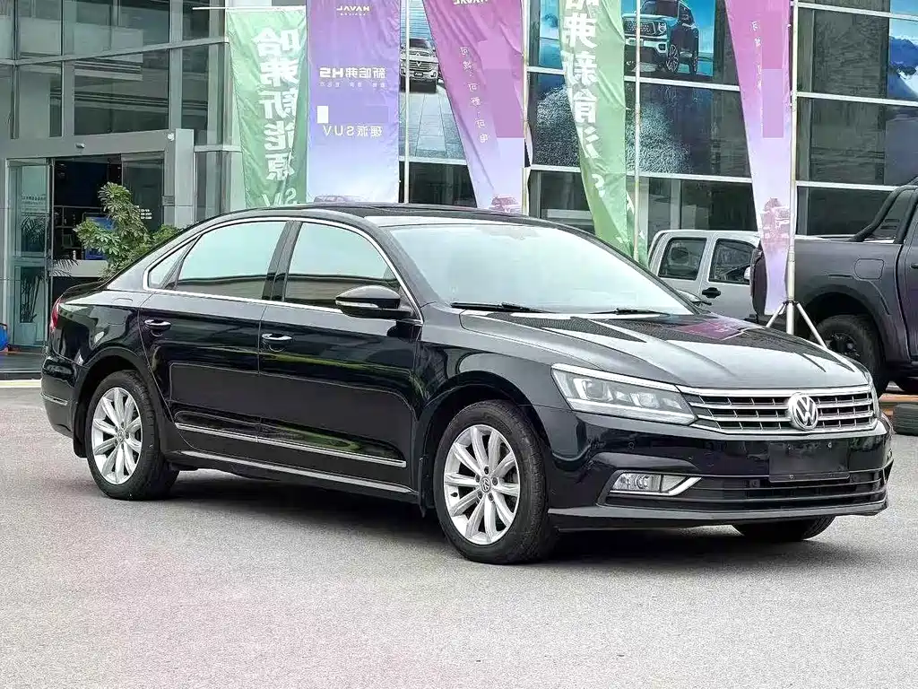 Volkswagen Passat — фото 3