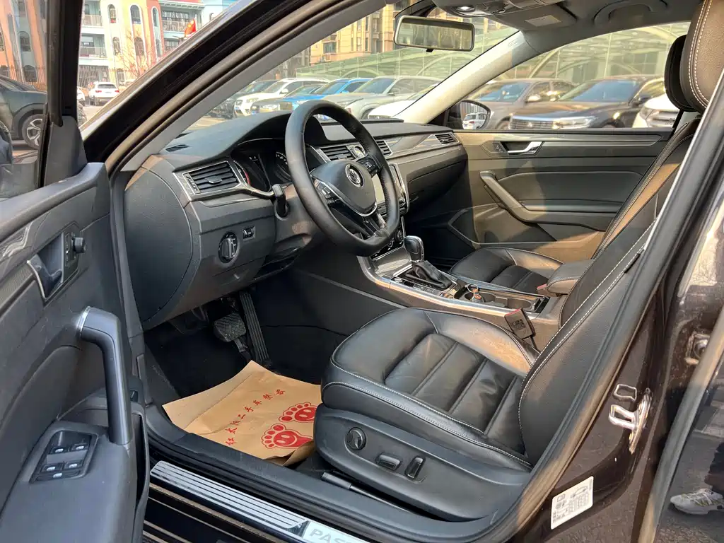 Volkswagen Passat — фото 9