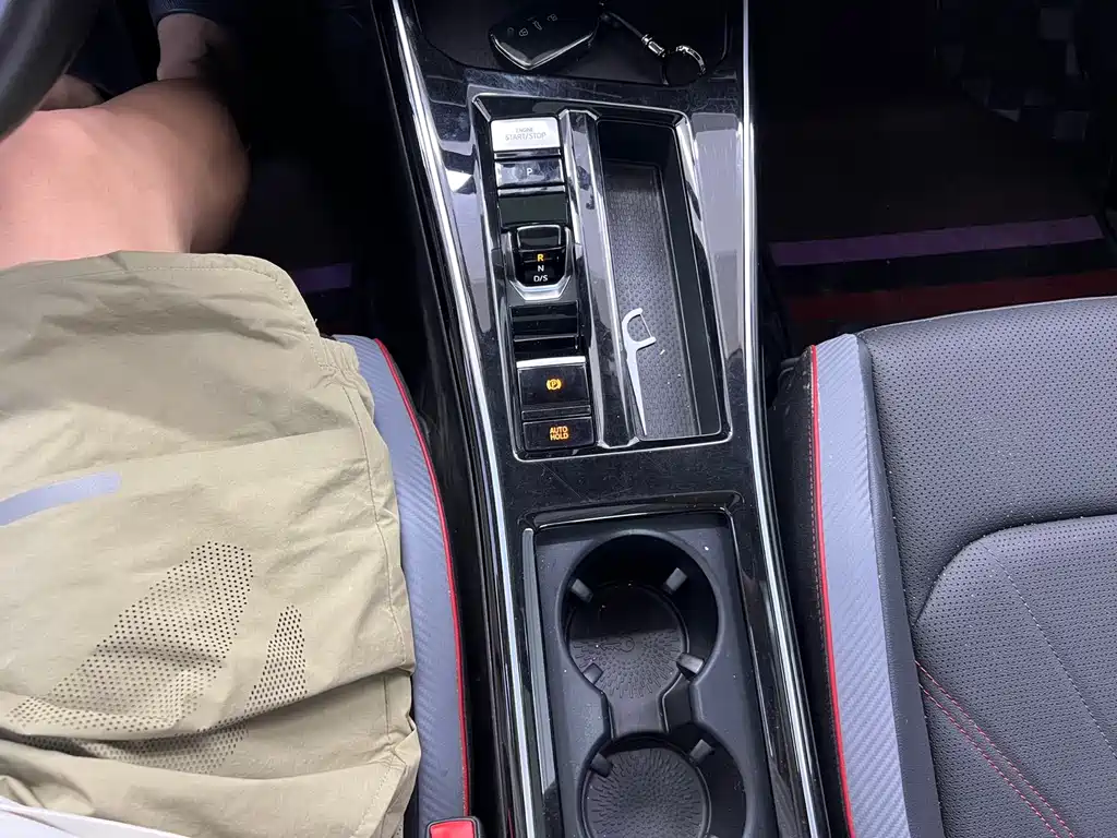 Volkswagen Lamando — фото 14