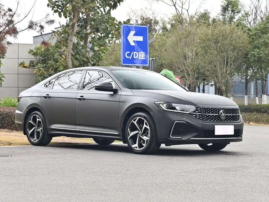 Volkswagen Passat — фото 3