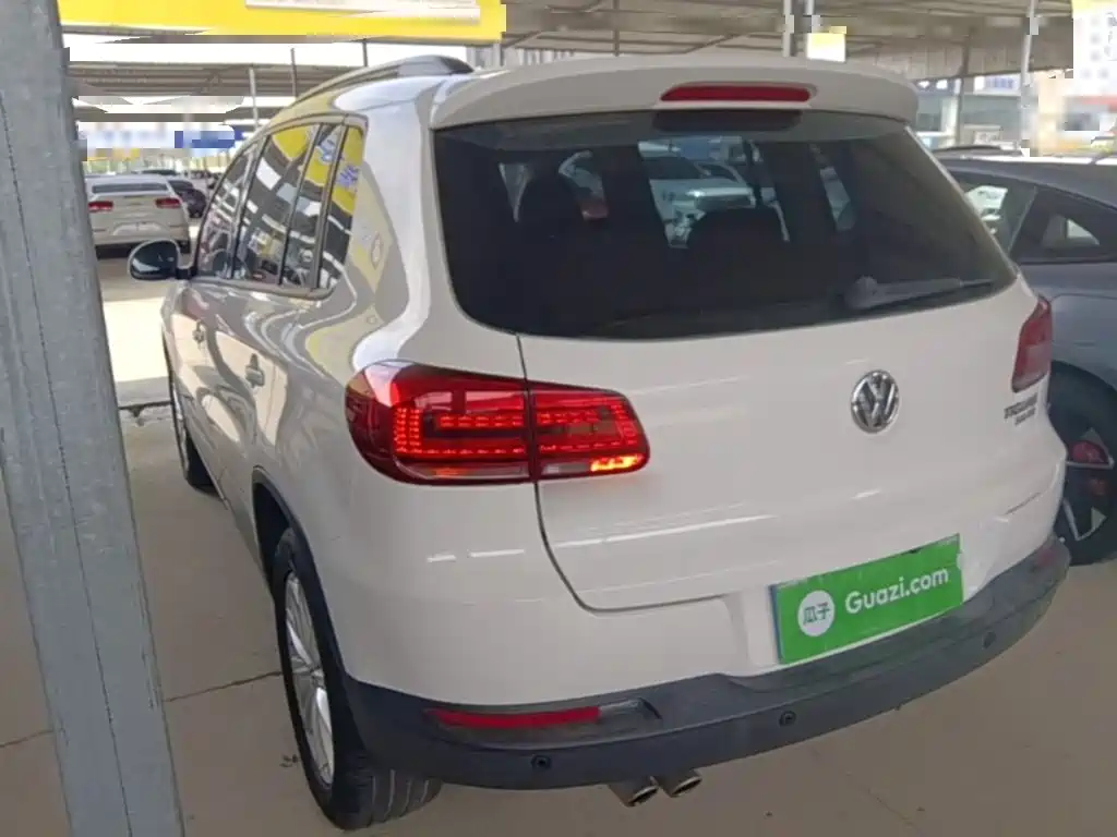 Volkswagen Tiguan — фото 5