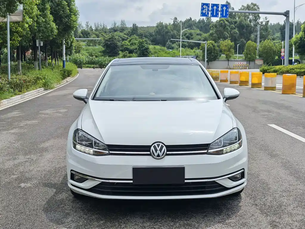 Volkswagen Golf — фото 2