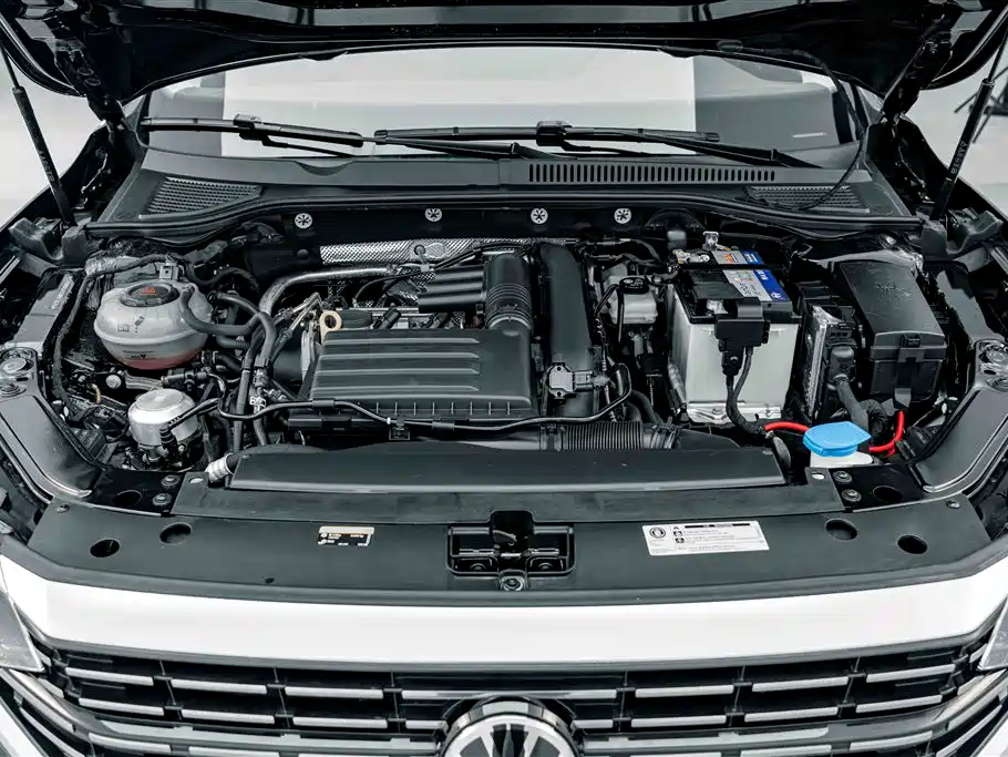 Volkswagen Passat — фото 22