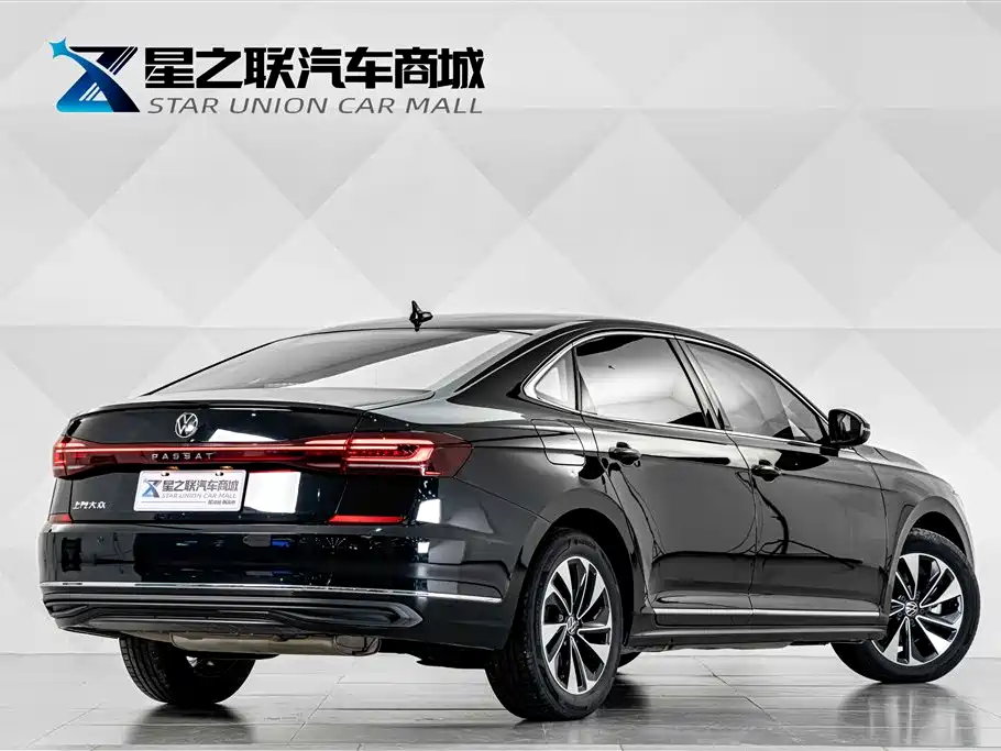 Volkswagen Passat — фото 6