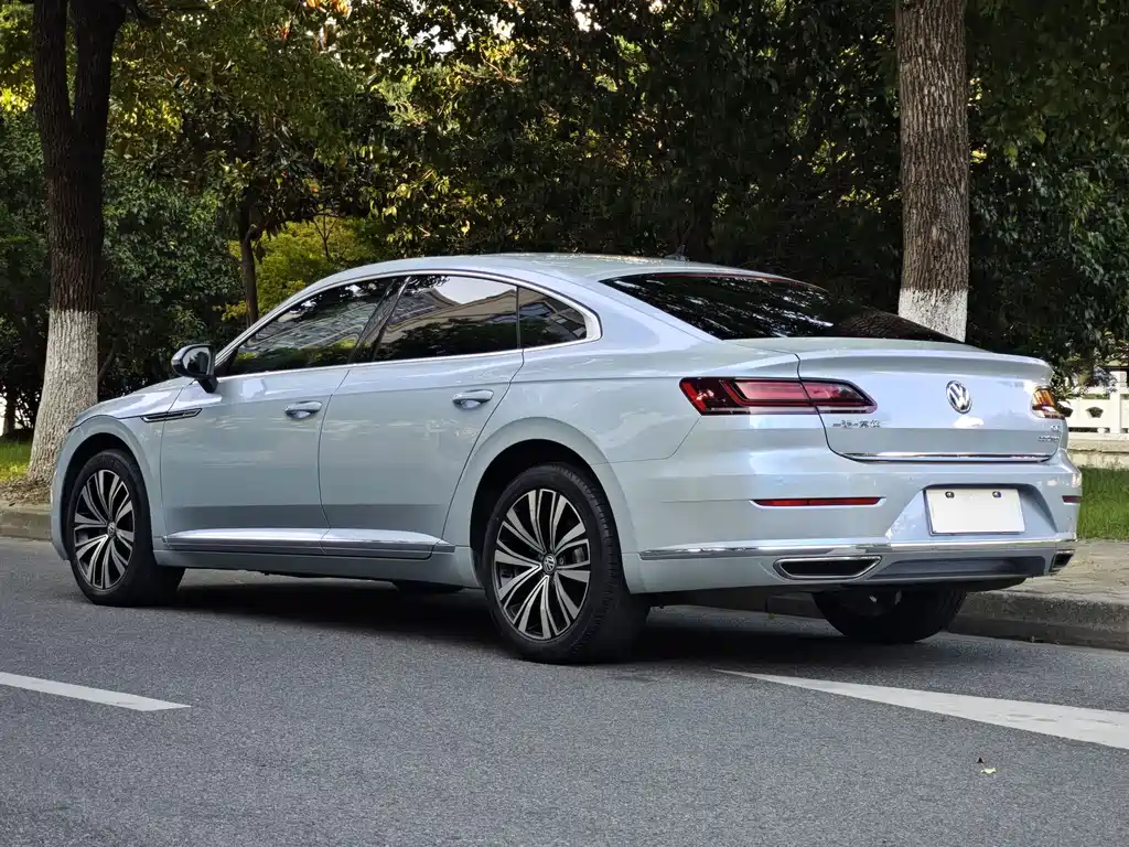 Volkswagen CC — фото 17