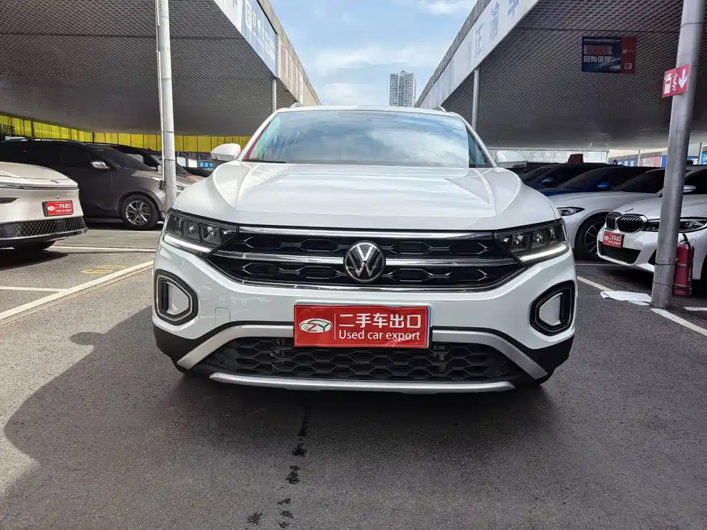 Volkswagen T-Roc — фото 2