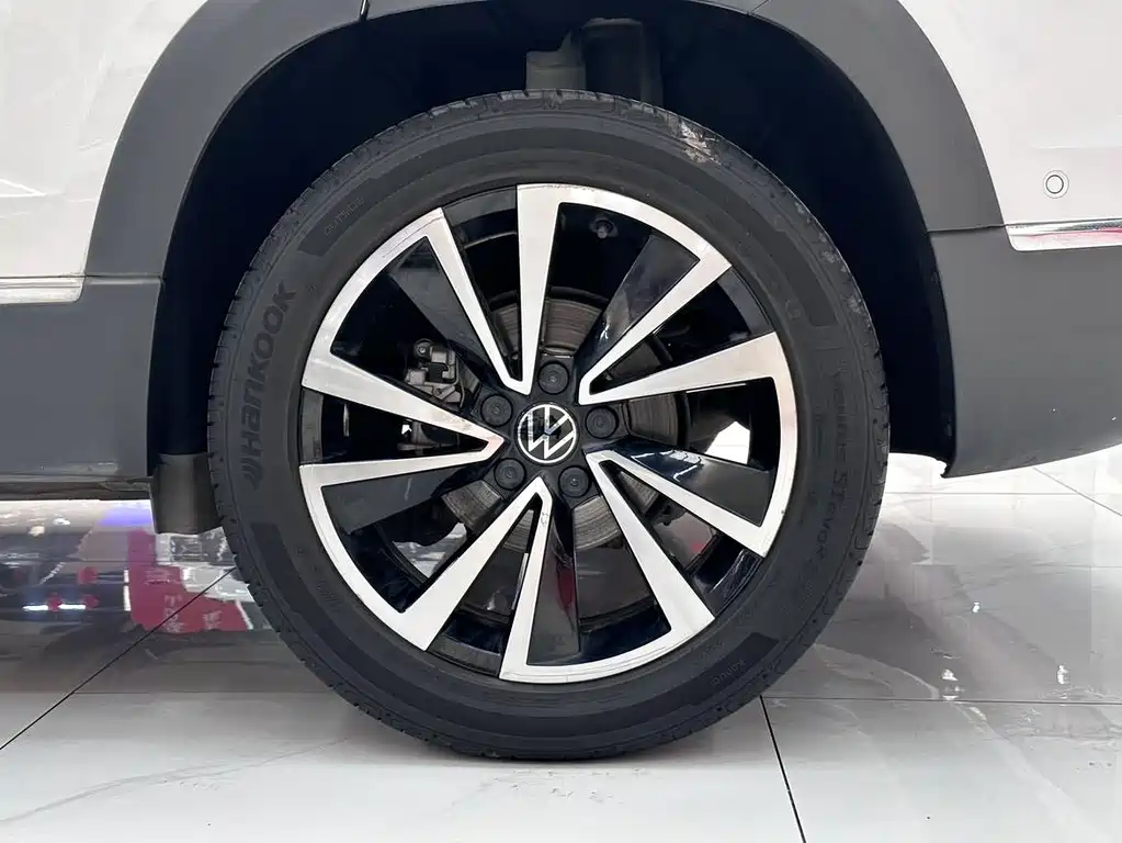 Volkswagen Tharu — фото 20