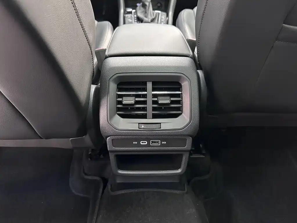 Volkswagen Tharu — фото 10
