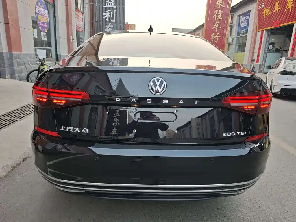 Volkswagen Passat — фото 4