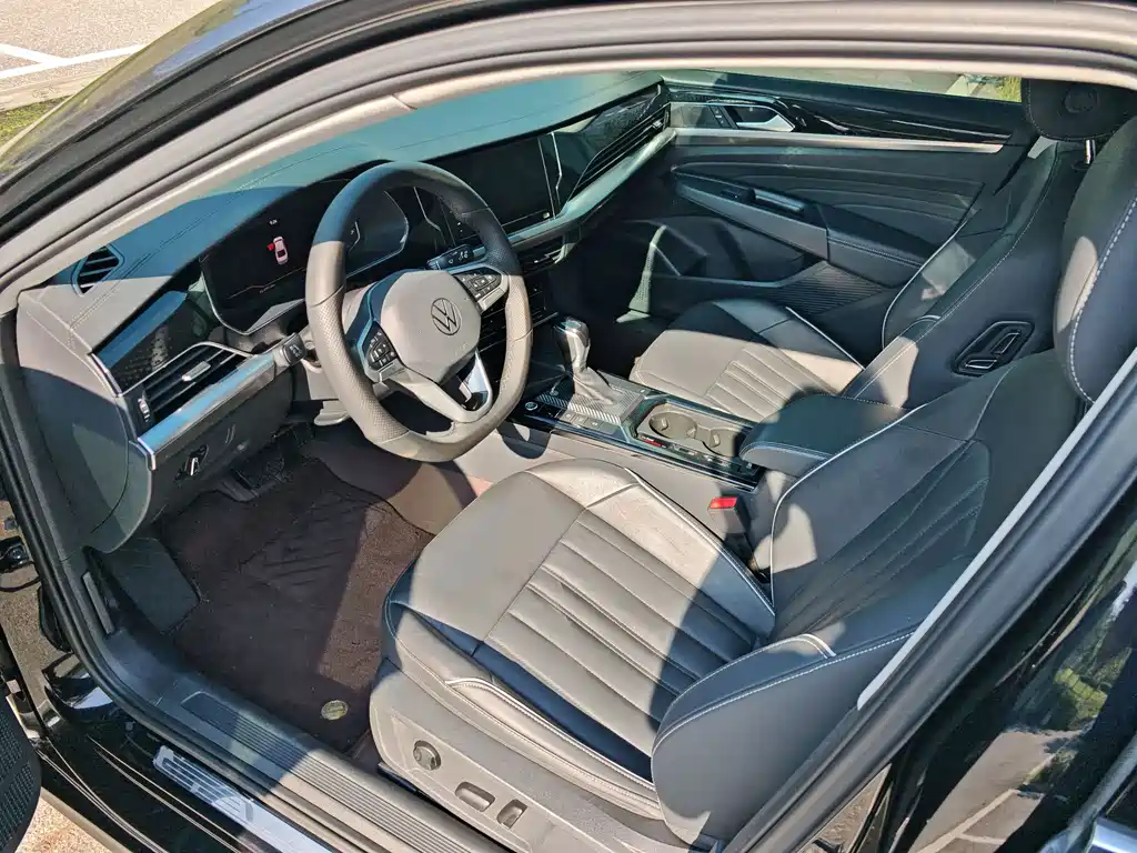 Volkswagen Passat — фото 18