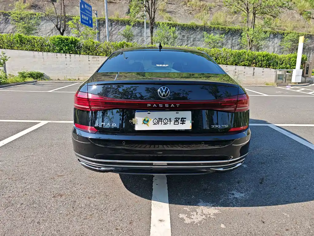 Volkswagen Passat — фото 5