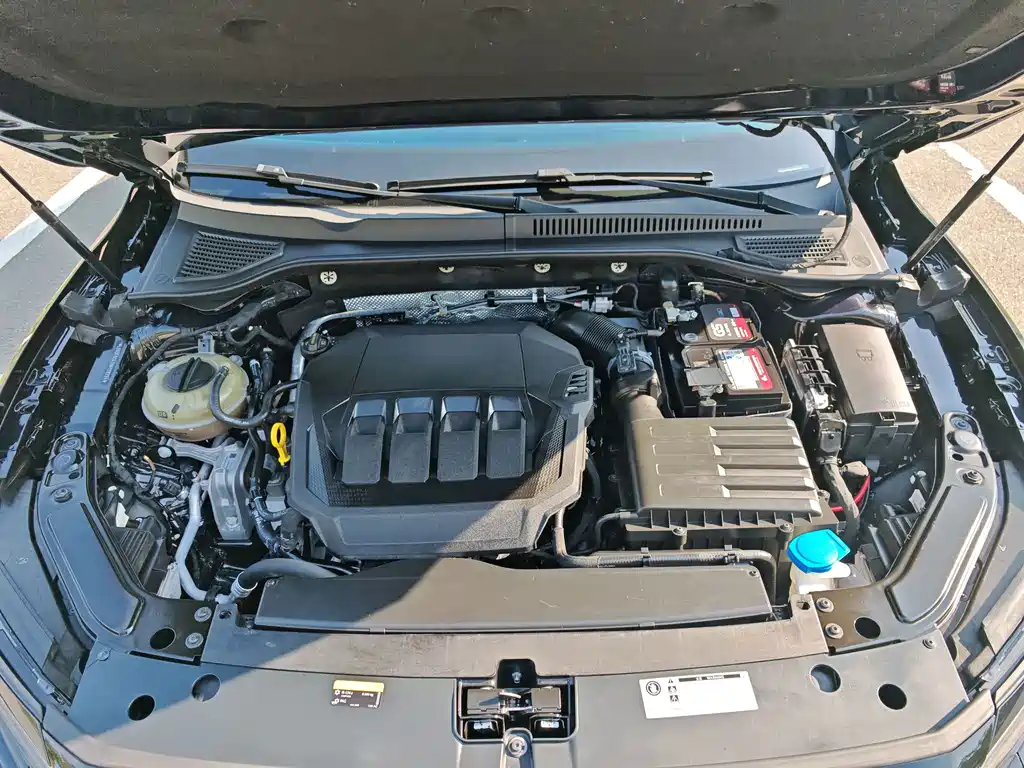 Volkswagen Passat — фото 7