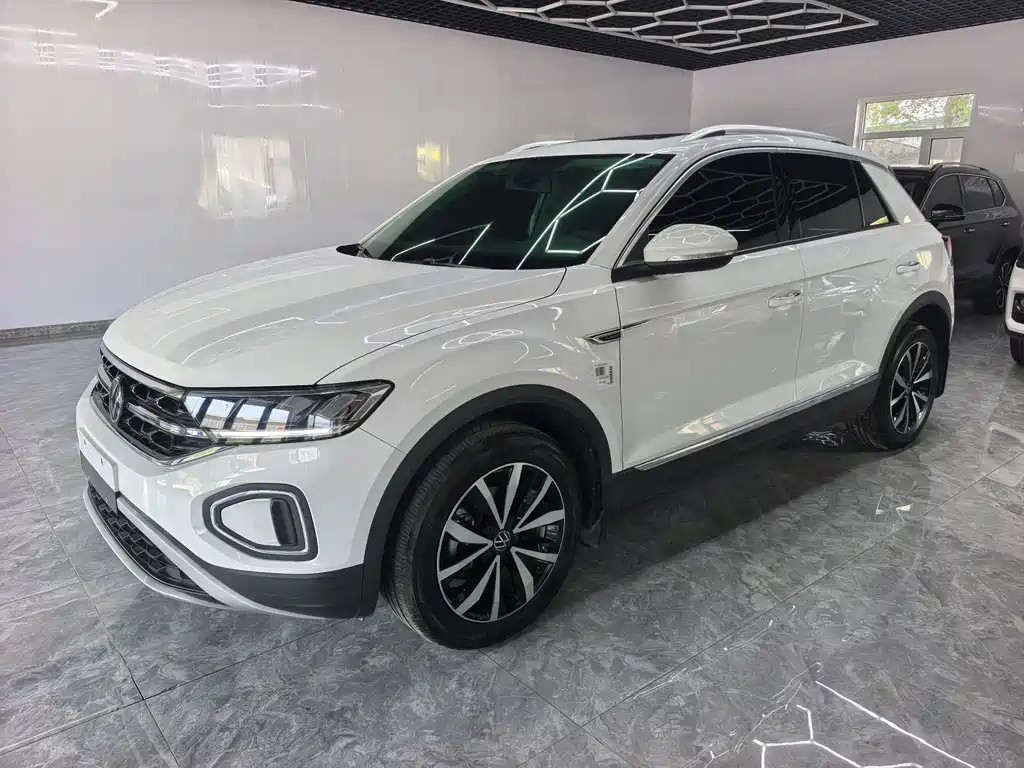 Volkswagen T-Roc — фото 3