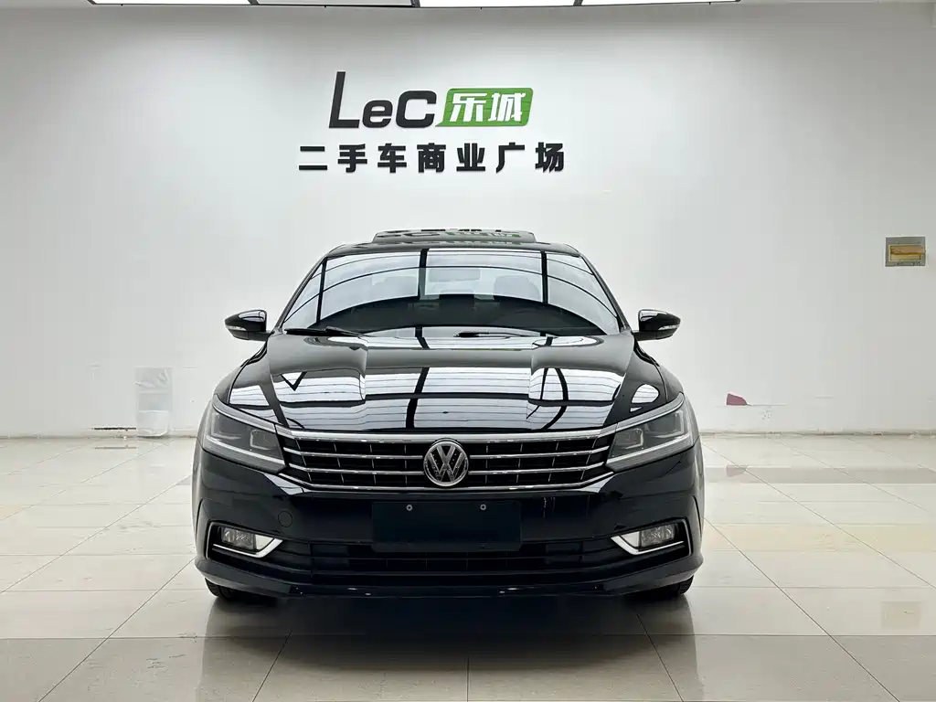 Volkswagen Passat — фото 3