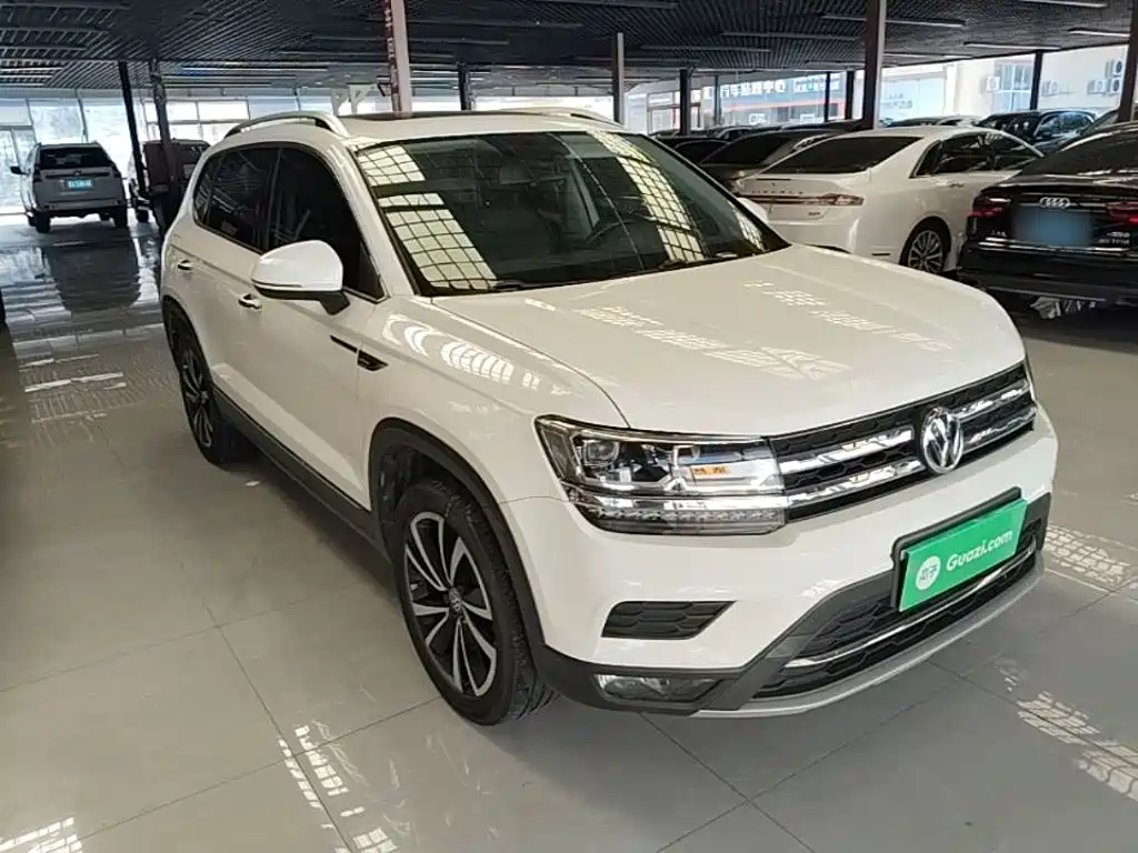 Volkswagen Tharu — фото 4