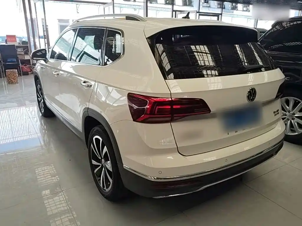 Volkswagen Tharu — фото 5