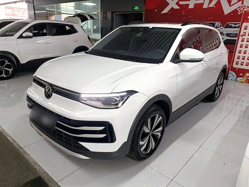 Volkswagen Tharu — фото 2