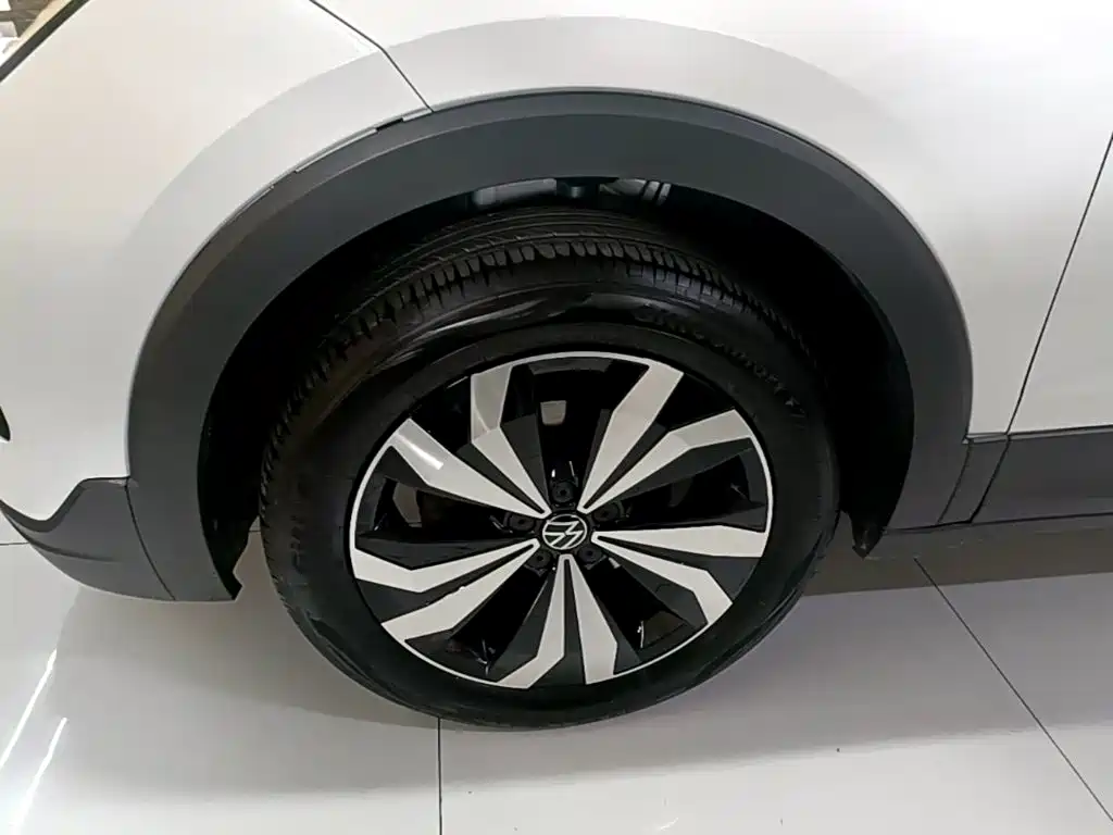 Volkswagen Tharu — фото 23