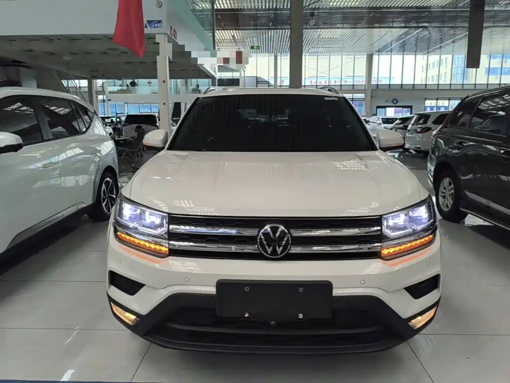 Volkswagen Tharu — фото 3