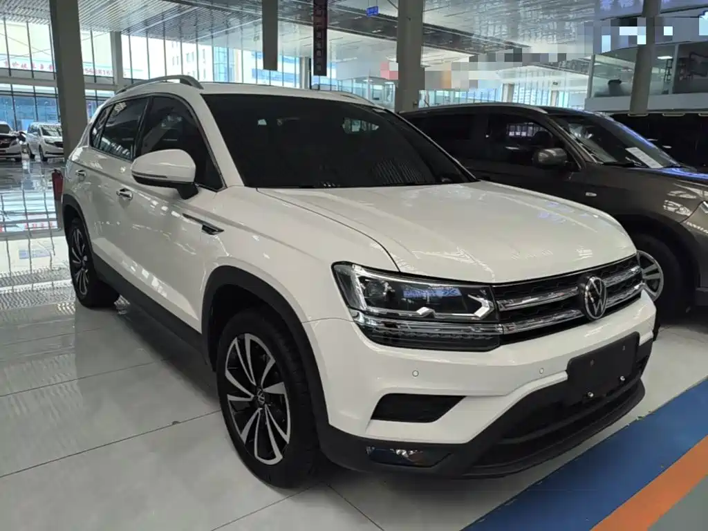 Volkswagen Tharu — фото 4