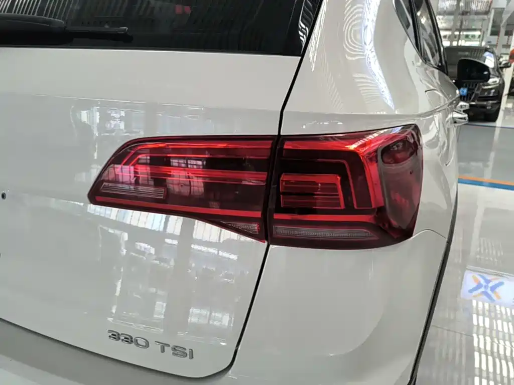 Volkswagen Tharu — фото 8