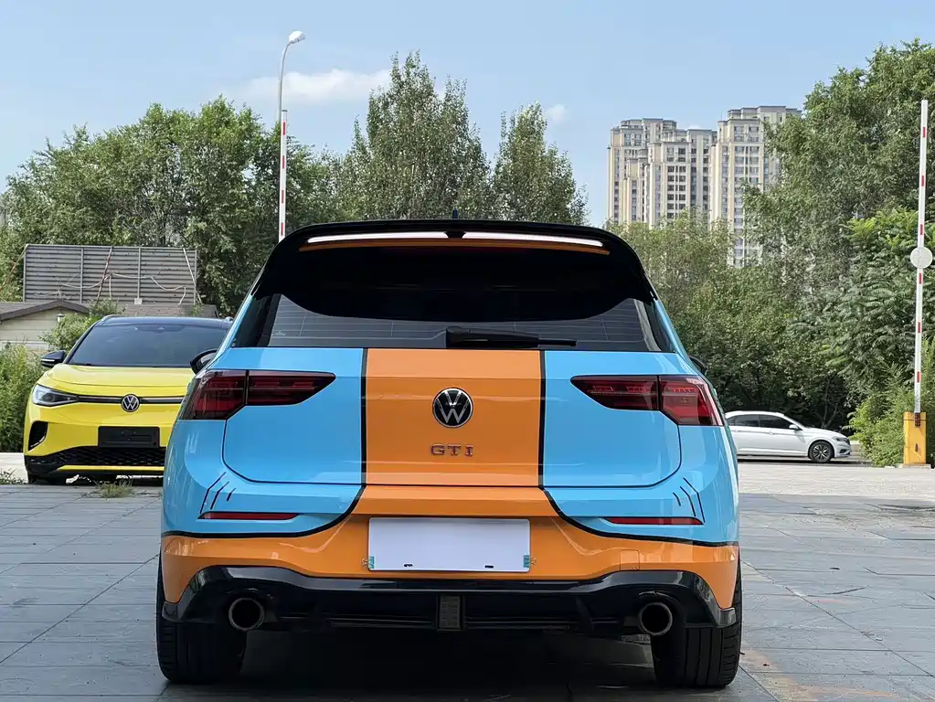 Volkswagen Golf GTI — фото 4