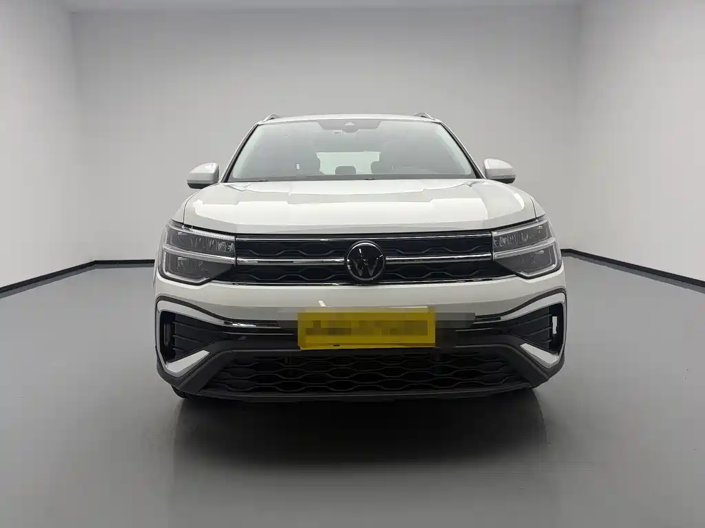 Volkswagen Tharu — фото 2