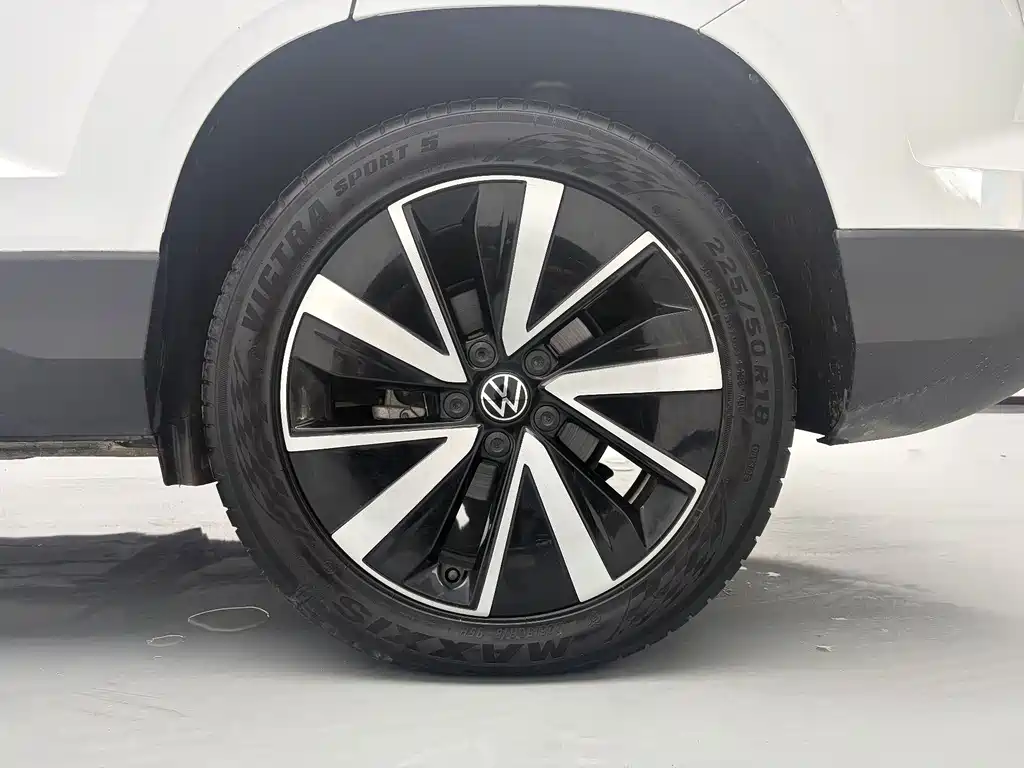 Volkswagen Tharu — фото 9