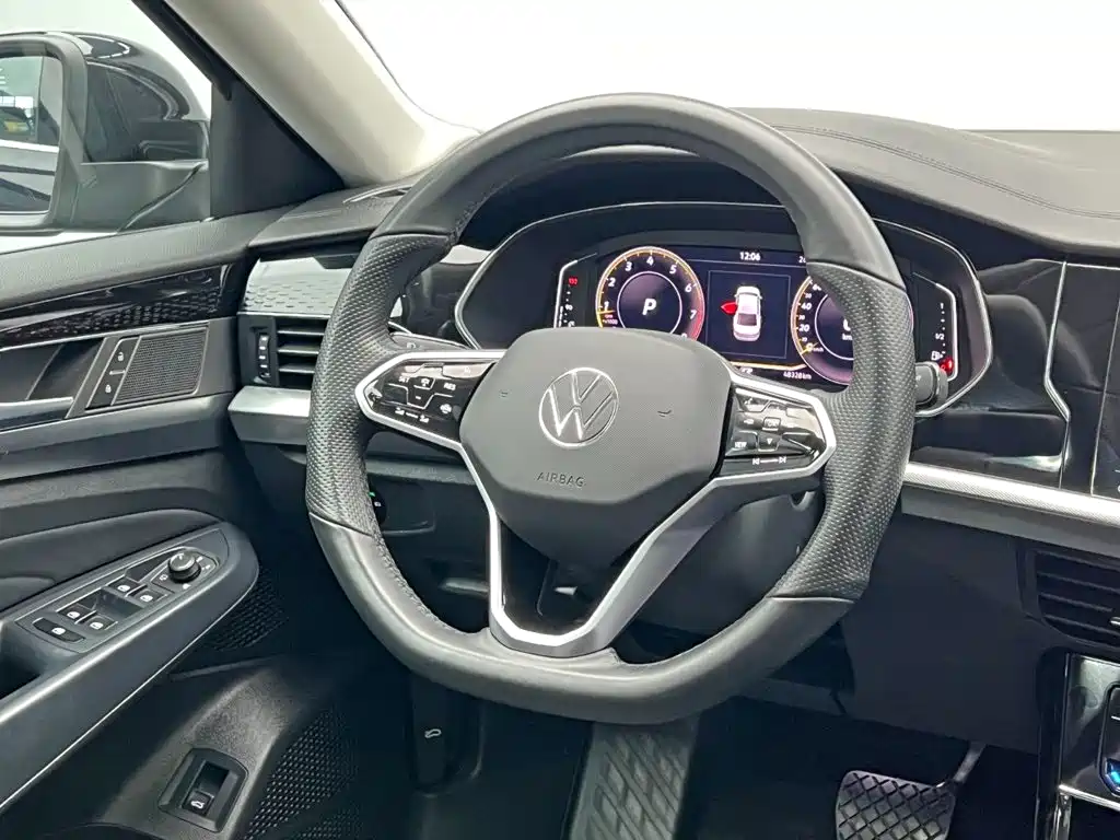 Volkswagen Passat — фото 20